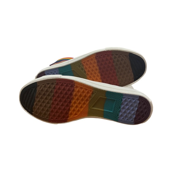 American Eagle Outfitters Canvas High Tops White with Rainbow Laces and Soles - Picture 6 of 9